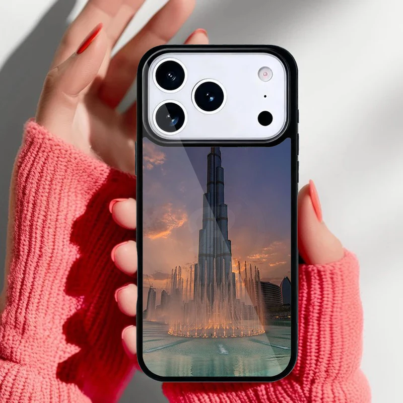 Múltiples ángulos de la funda Krajews Burj Khalifa