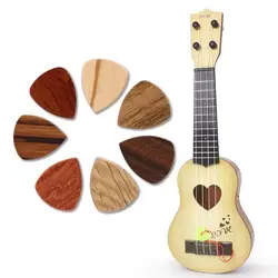 Púa guitarra acústica madera sándalo rojo negro forma corazón