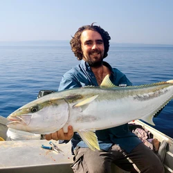 Goture Señuelo de pesca vertical de metal para grandes peces UV