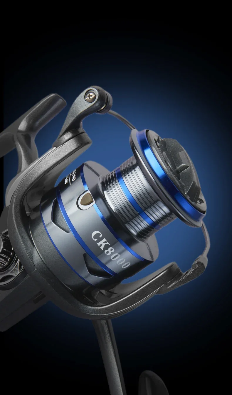 Carrete Serie CK 9000 en uso en agua salada