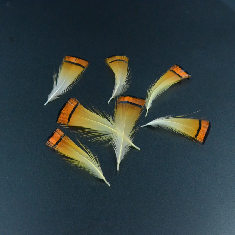 Plumas de faisán doradas para atado CONTEMPLATOR – estilos variados - imagen 2
