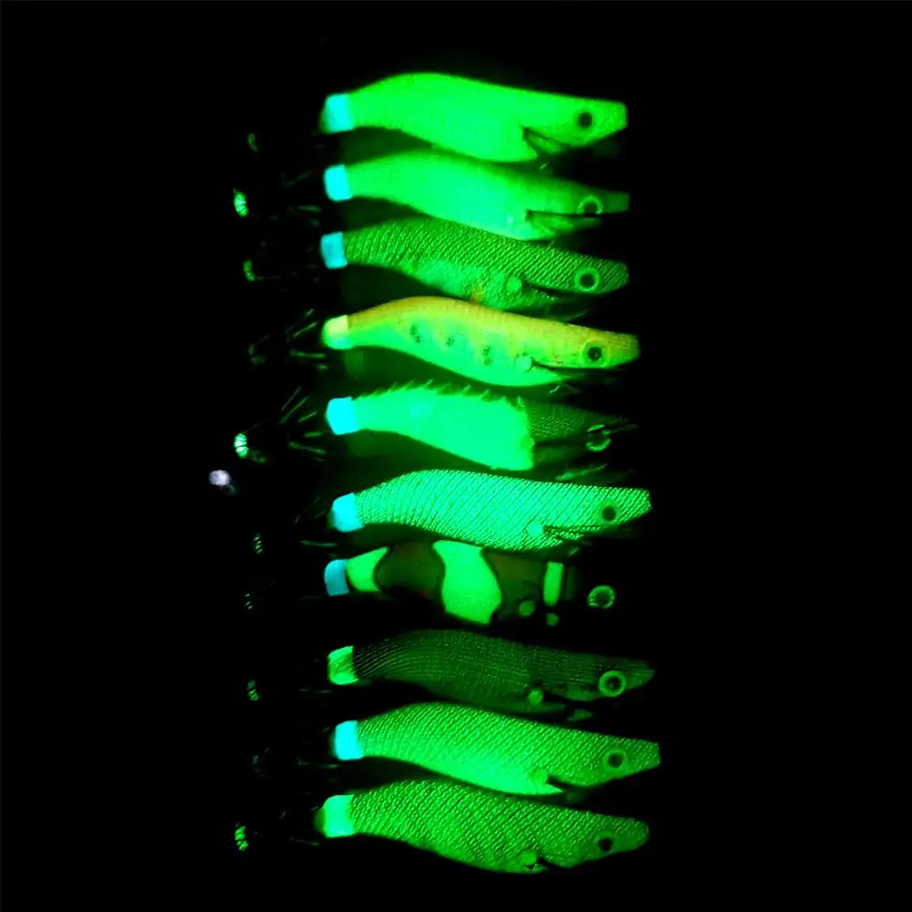 Cuerpo luminoso y plumas laterales