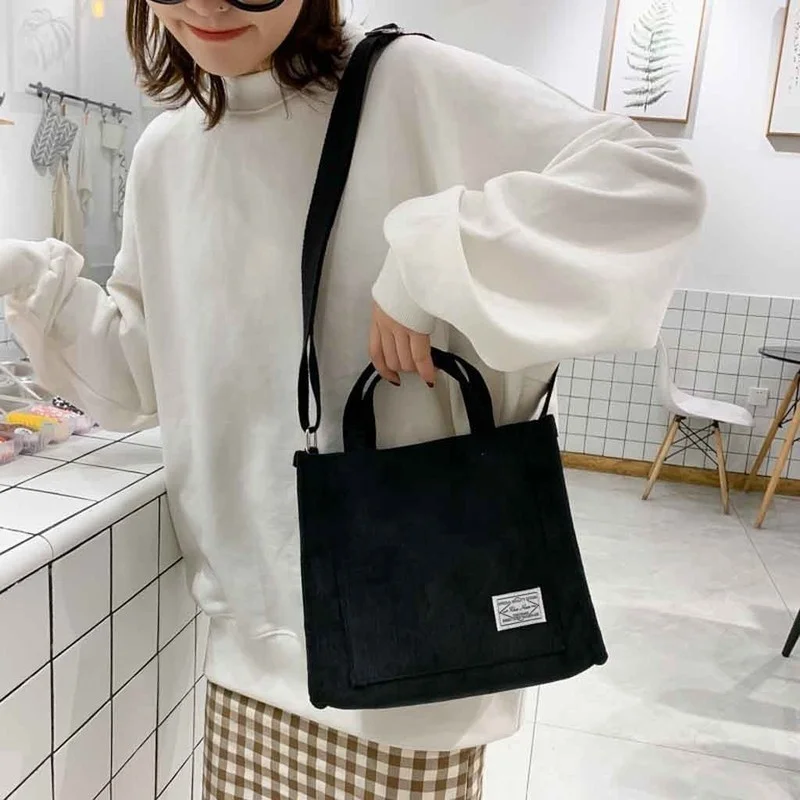 Bolso en uso como bandolera