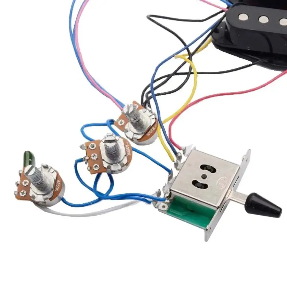 Detalle de componentes electrónicos