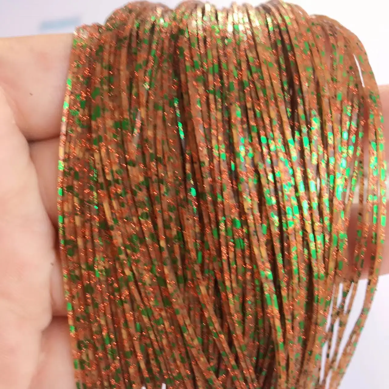 Spinnerbait jig Buzz con falda de silicona multihilo – señuelo - imagen 3