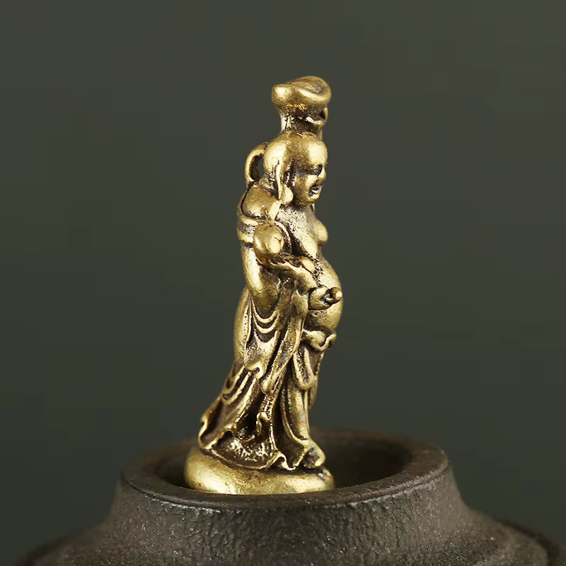 Buda Maitreya en latón y cobre para escritorio - imagen 4