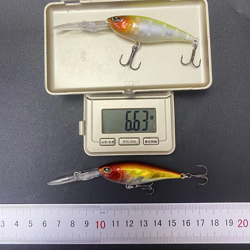Wobbler Minnow flotante de buceo profundo con pala larga para lubina - imagen 4