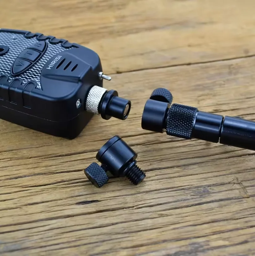 Soporte y adaptador para alarma de mordedura
