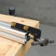 Herramienta de roscado manual para perfiles de aluminio compacto