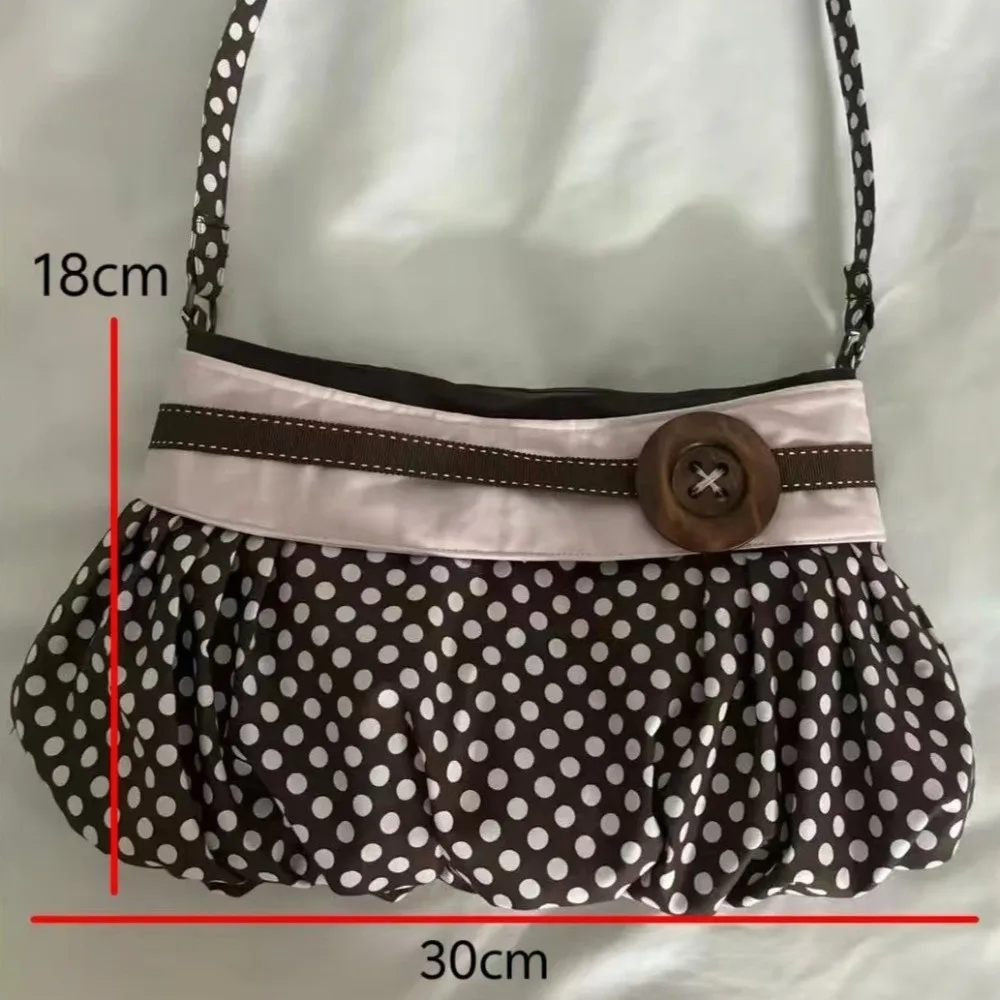 Bolso bandolera estilo vintage con estampado de lunares