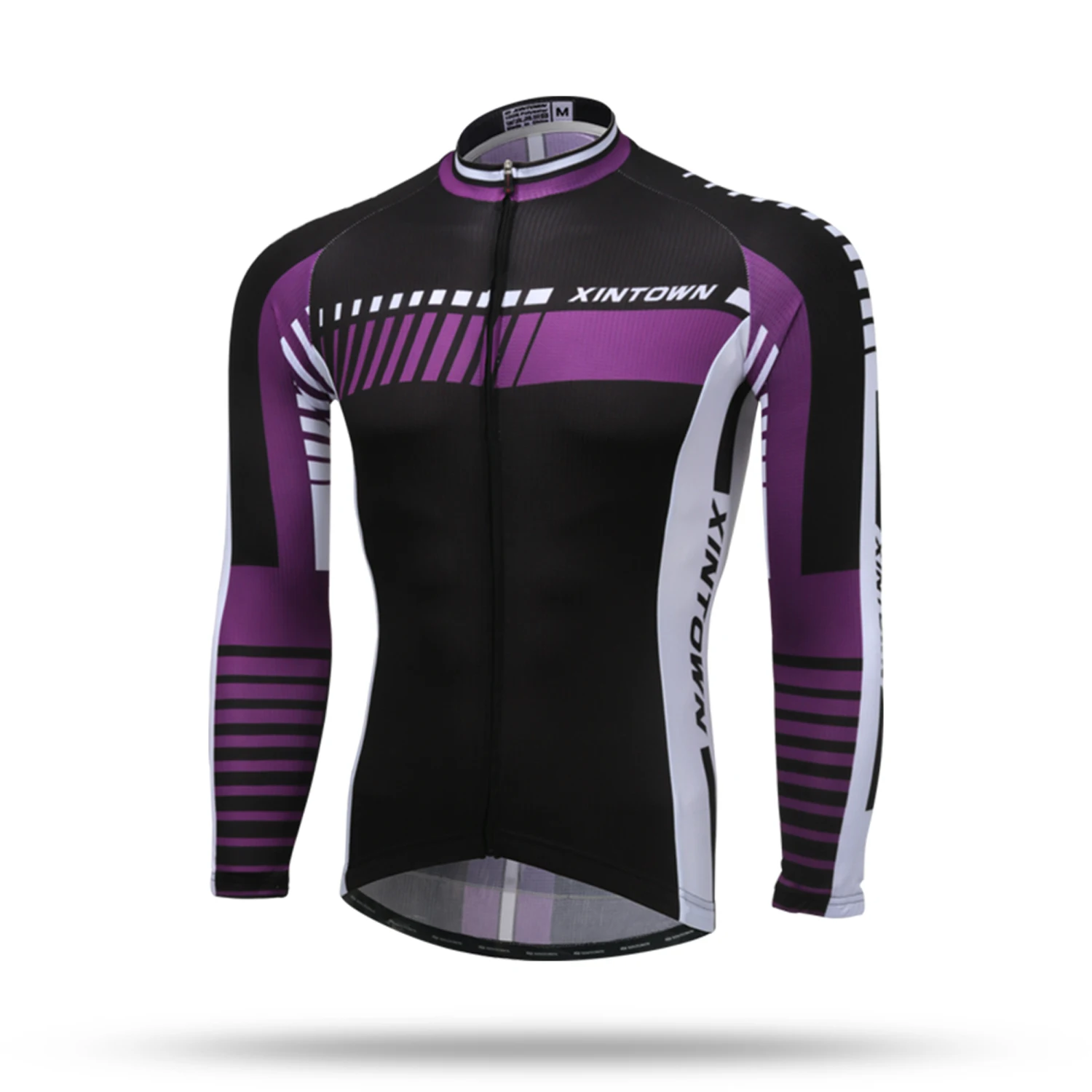 Detalle de ventilación y cremallera en jersey MTB