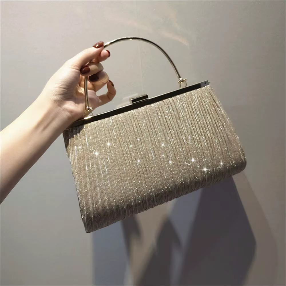 Luxy Moon Bolso de fiesta con lentejuelas y cadena color albaricoque - imagen 3