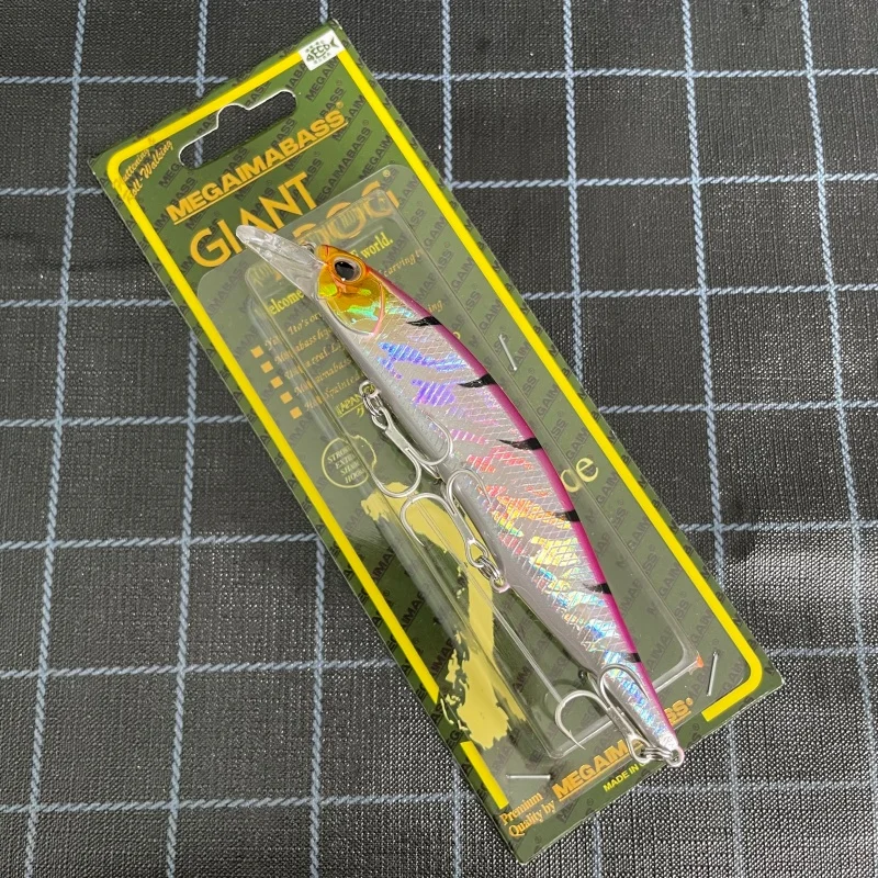 Señuelo jerkbait minnow con acabado realista