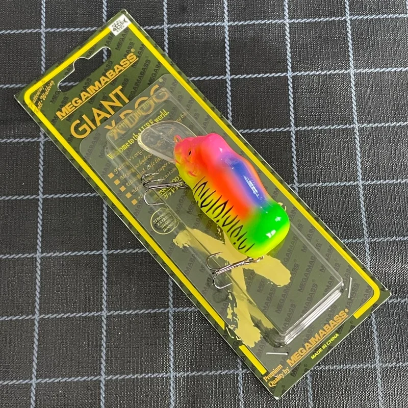 MEGAIMABASS 8010 Señuelo Black Tream para bass de agua salada