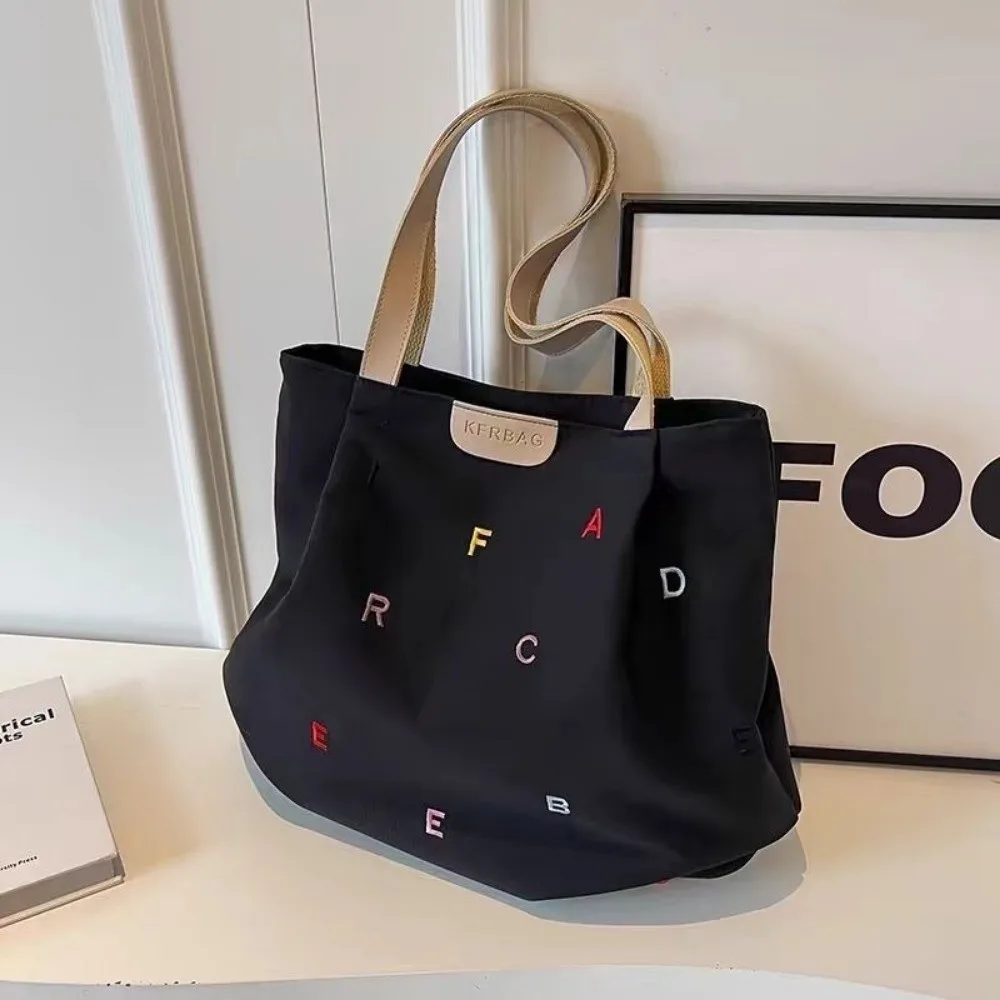 Bolso de lona con estilo para combinar fácilmente