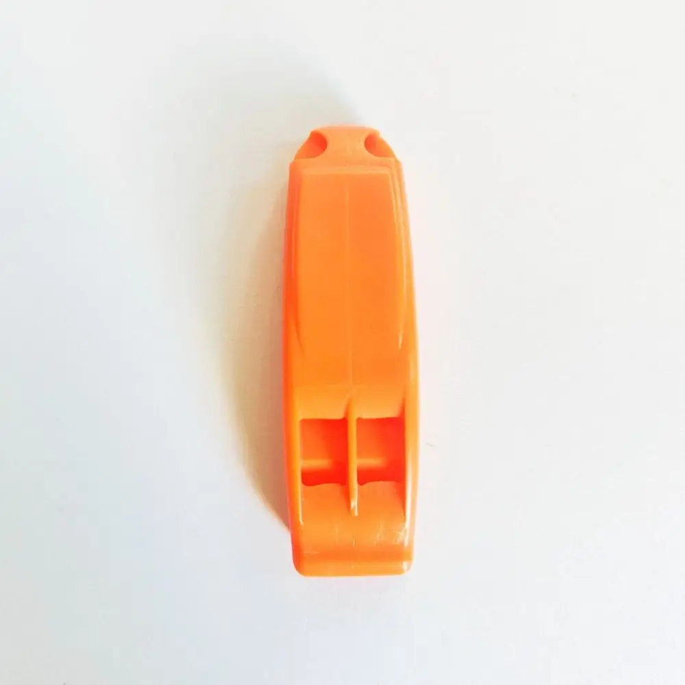 Silbato de supervivencia en color naranja con clip
