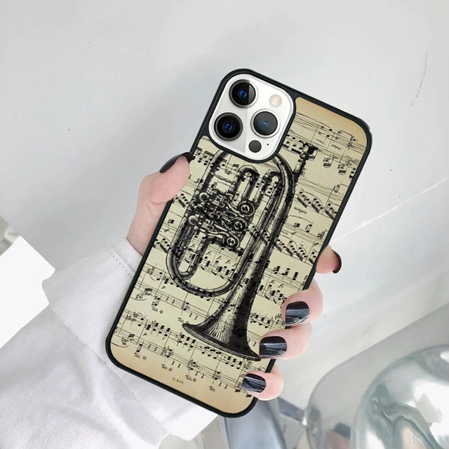 Funda con diseño de violín y partituras
