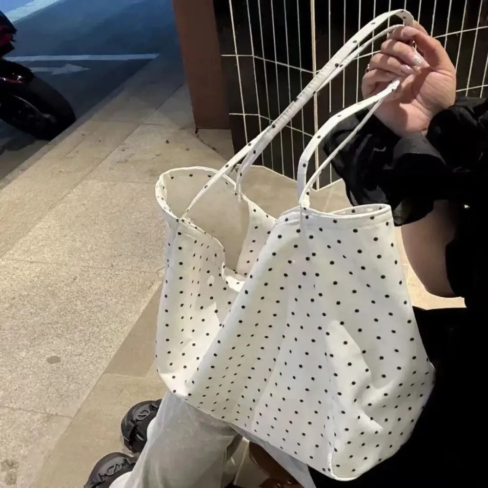 Bolso de lona lunares para mujer, de hombro versátil