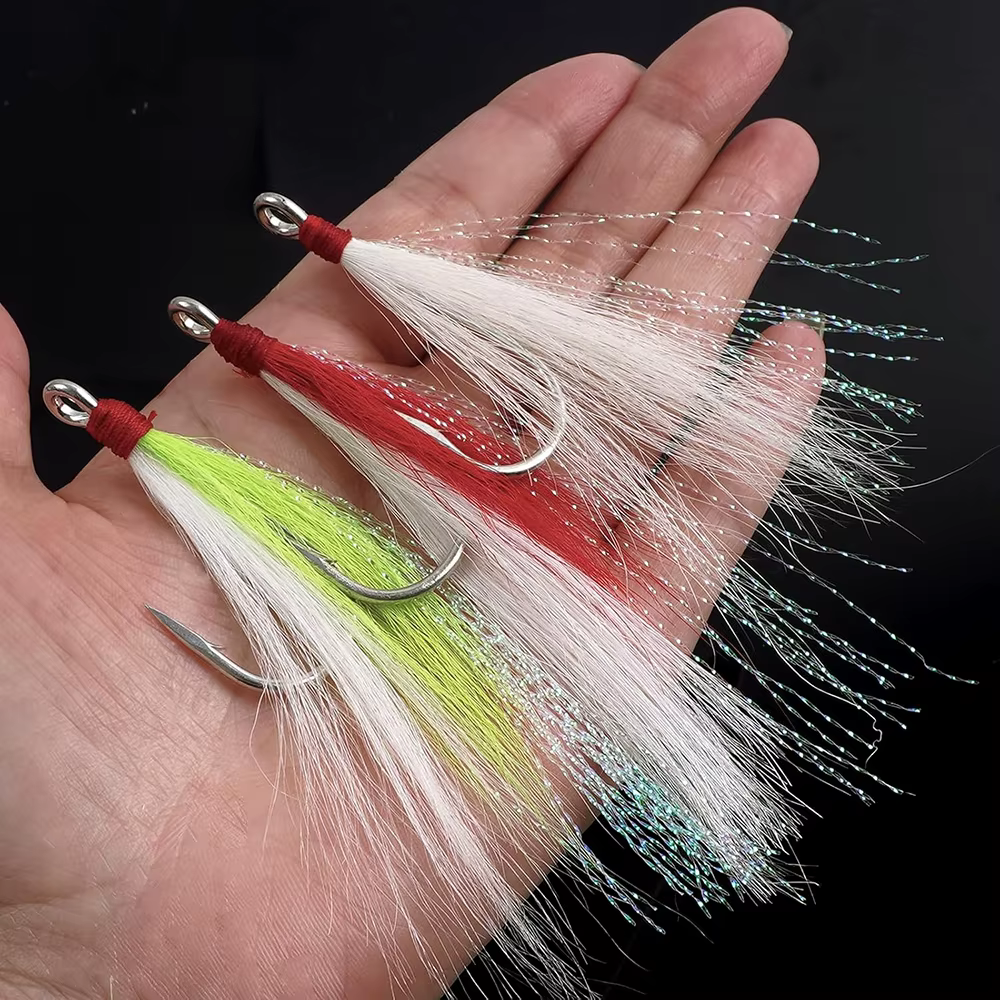Anzuelo Jig Head Bucktail Flashabou para Lubina y Salmón