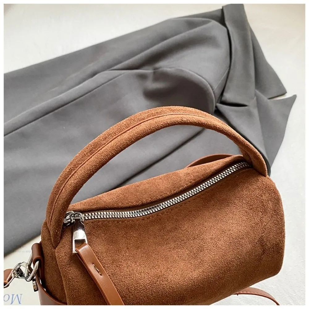 Bolso de hombro mini de cuero PU efecto ante, superficie esmerilada - imagen 2