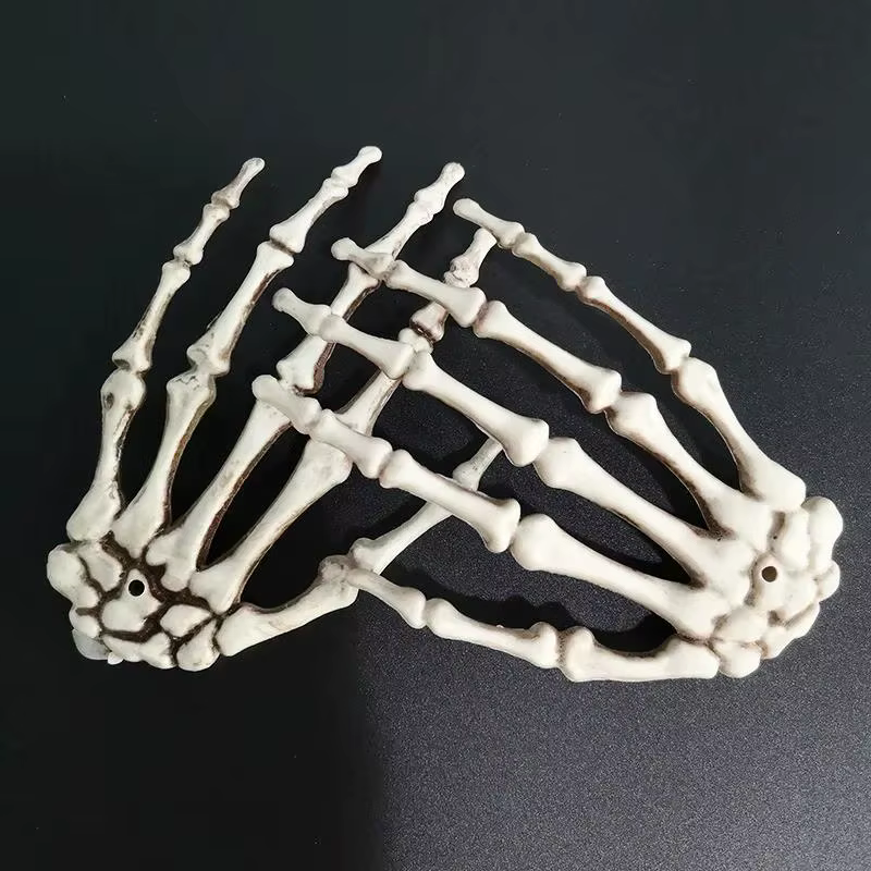 Mano Esqueleto Decorativa de Halloween – Adorno Terrorífico - imagen 3