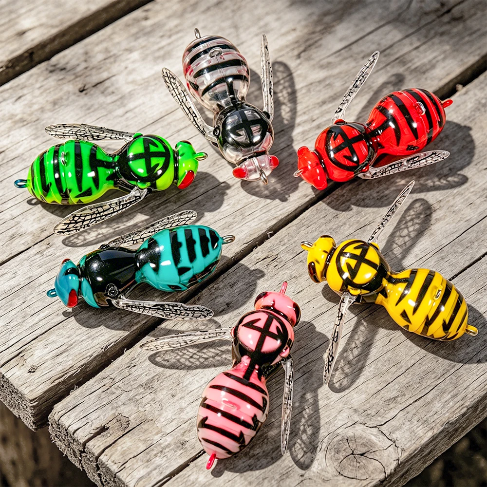 Spinpoler Bionic 3D Wasp señuelo superficie con ala móvil y sonajero - imagen 4