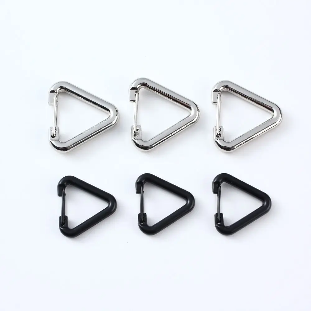 Mosquetón triangular de aleación para pesca y actividades exteriores - imagen 2