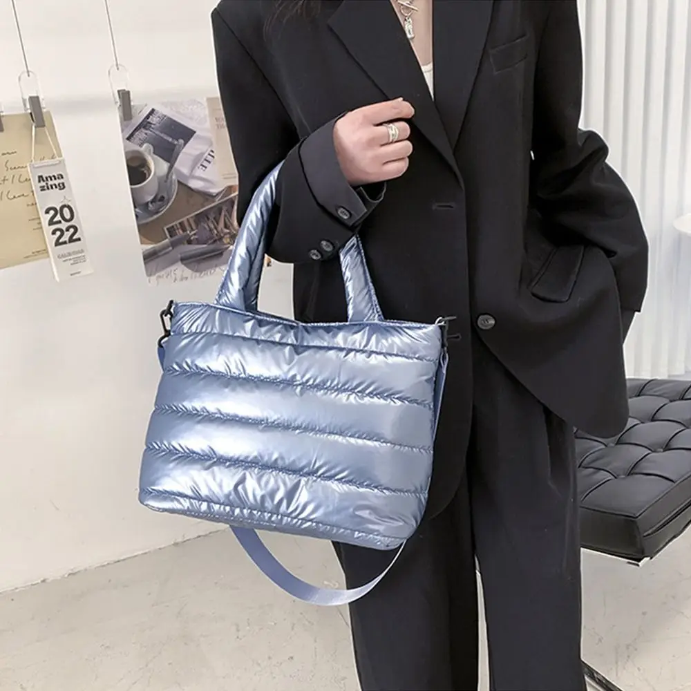 Bolso bandolera acolchado ligero puffer para mujer – tote de hombro