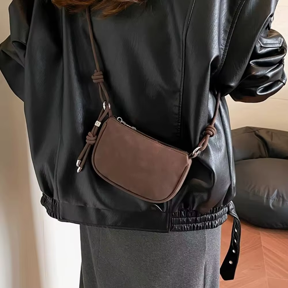 Bolso Cruzado Retro de Gamuza para Mujer – Diseño Sencillo y Ajustable - imagen 3