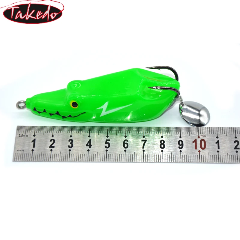 TAKEDO Señuelo Topwater flotante de PVC para lubina – Imitación rana
