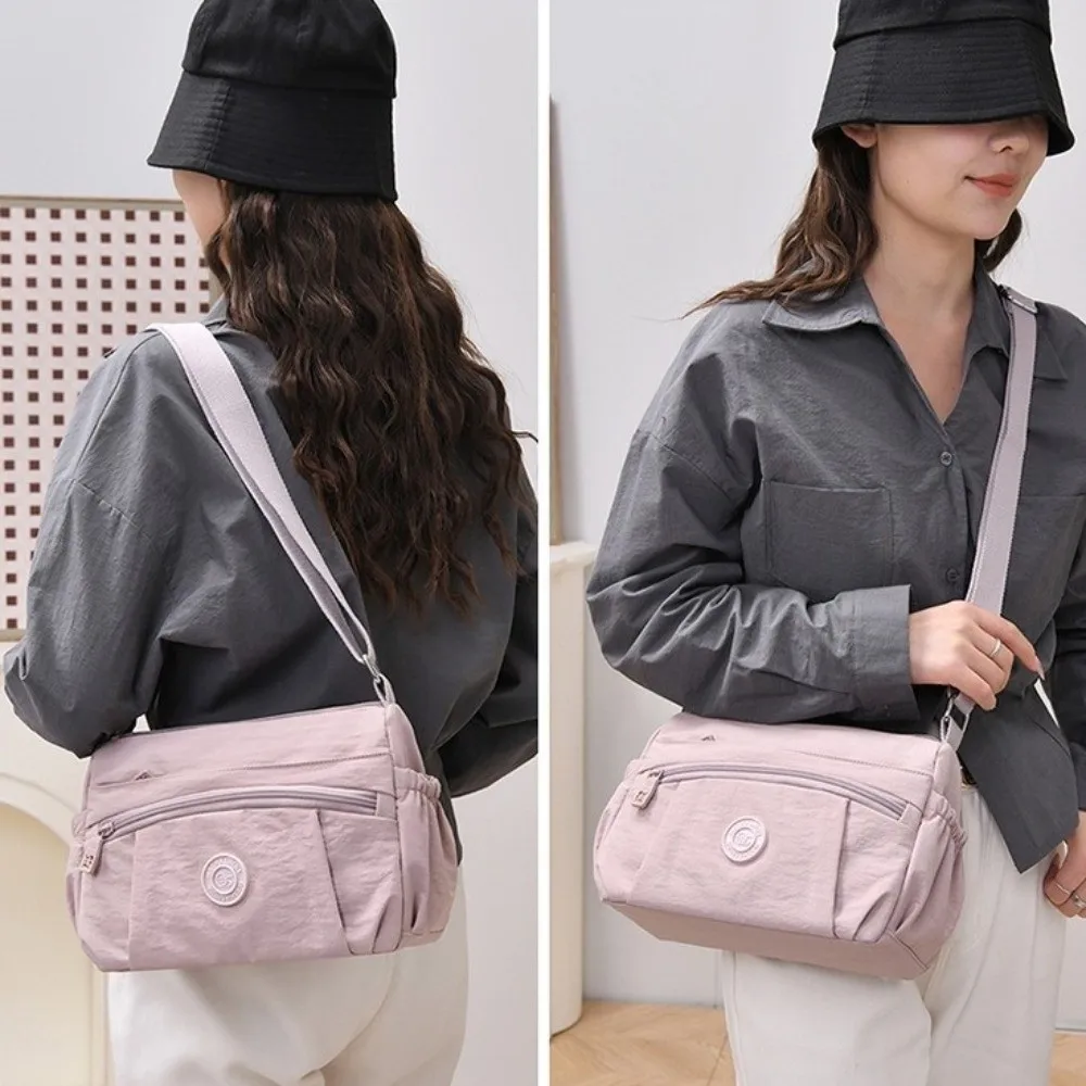 Bolso de hombro bandolera ligera con correa larga y bolsillos - imagen 4