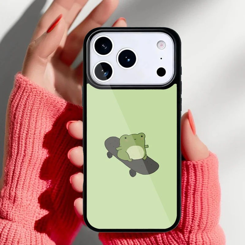 Funda kawaii de rana con skateboard para iPhone