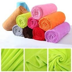 Manta de Flanell Suave 70x100cm – Plush Cálida para Sofá y Cama