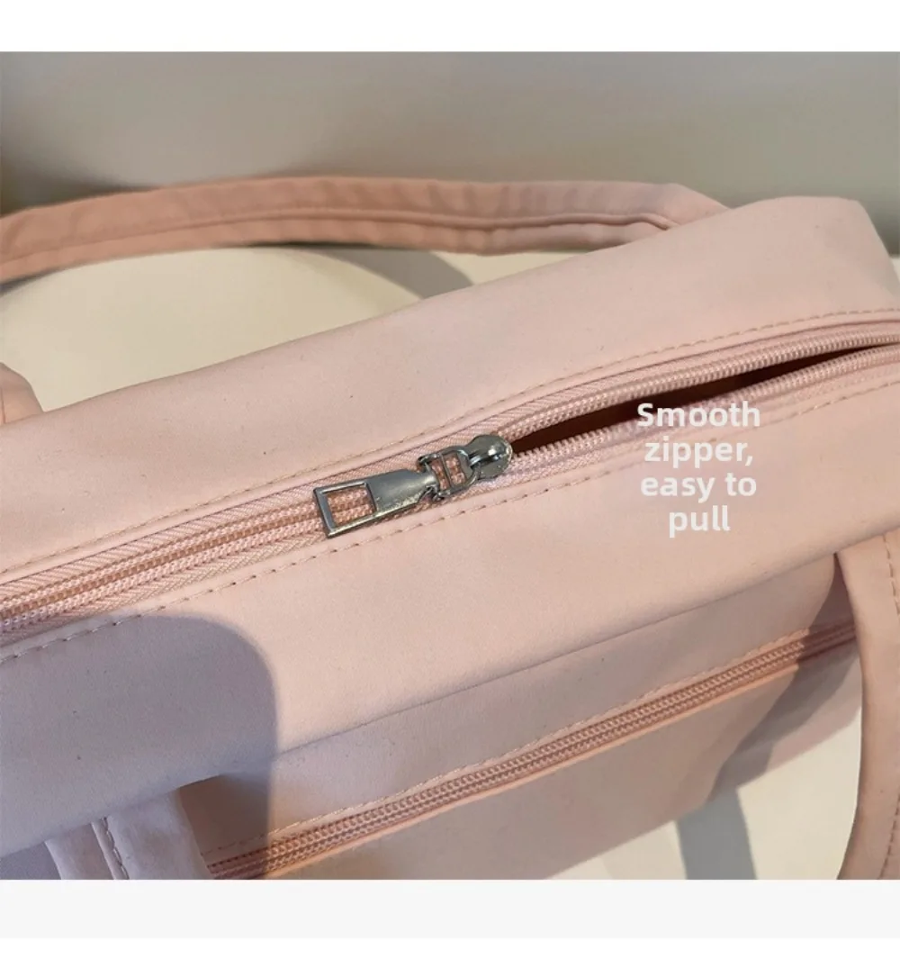 Bolso cruzado con correa ajustable