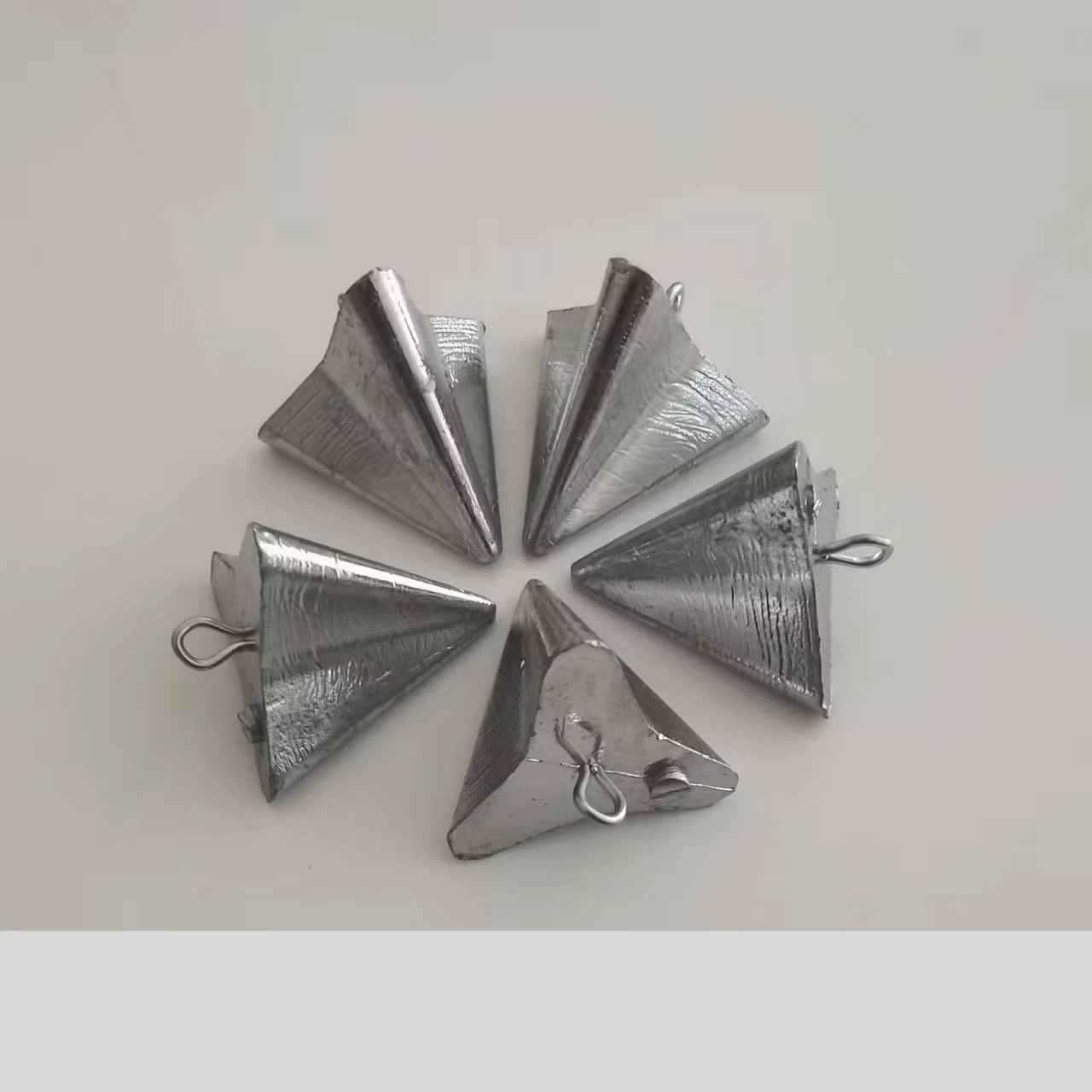 Colgante de plomo triangular gota agua para pesca en mar - imagen 4