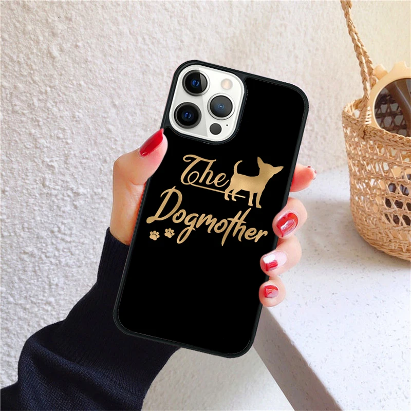 Detalle del diseño desgastado de chihuahua en funda Krajews
