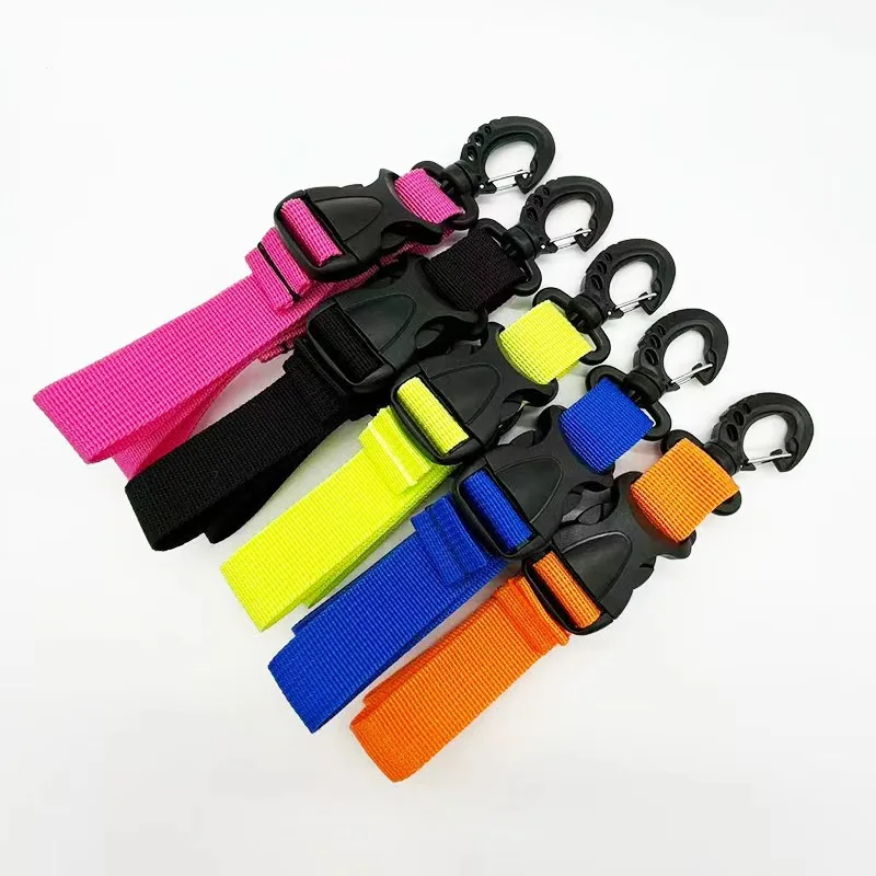 Gancho de almacenamiento para correas de aletas de buceo - imagen 2