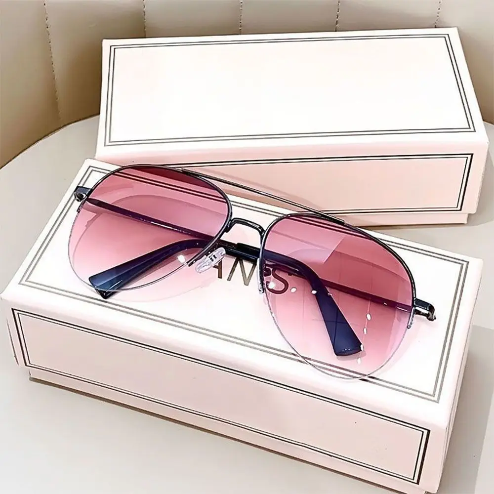 Gafas disponibles en varios colores
