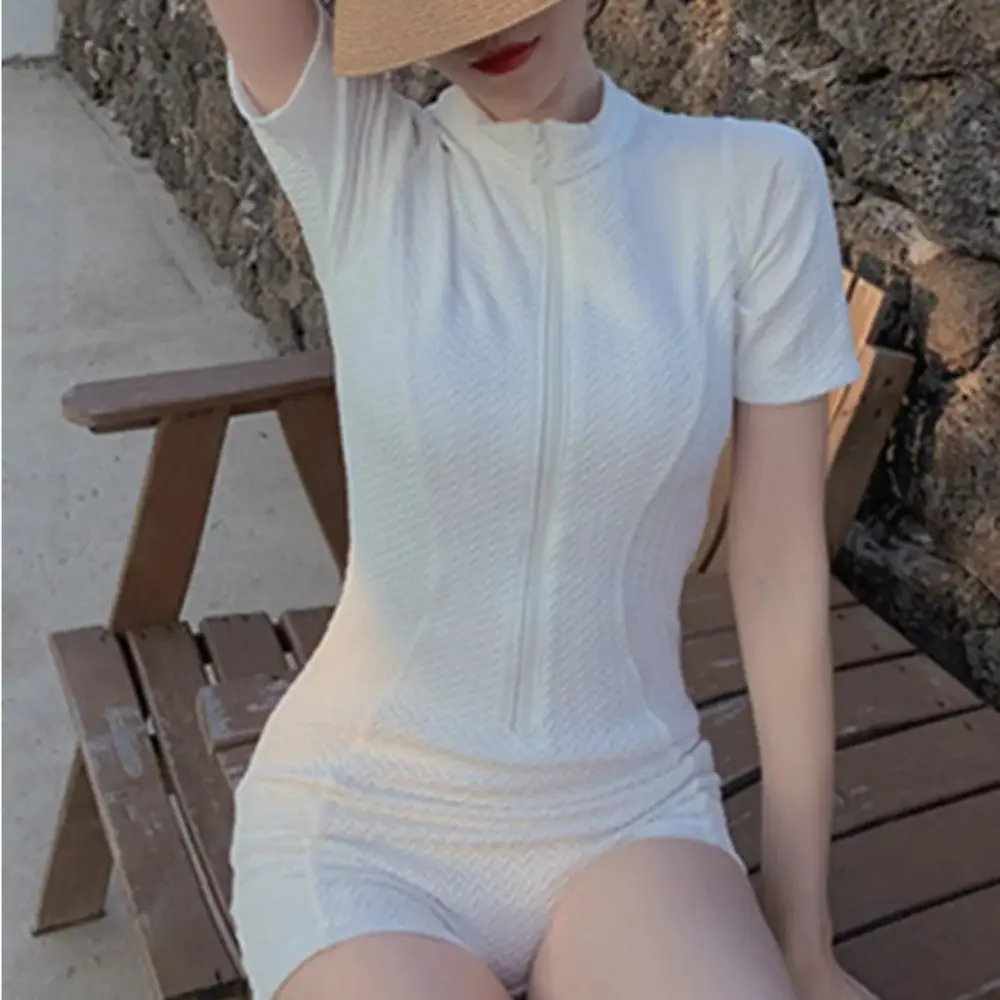 Traje de baño una pieza manga corta cuello alto azul sólido - imagen 3