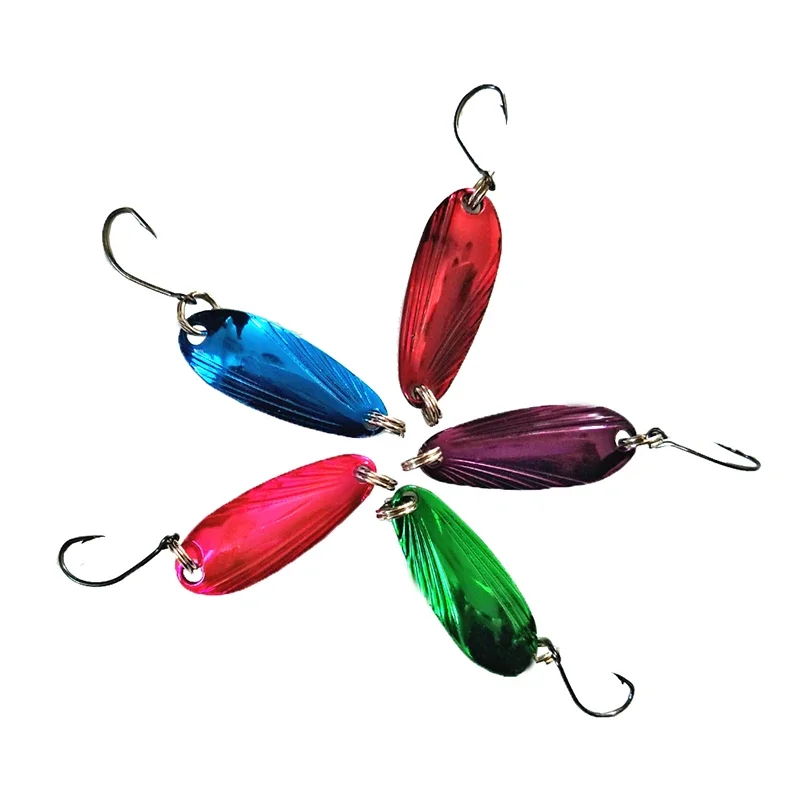 Spinner OUTKIT 3,5g – Cuchara multicolor para trucha y lubina
