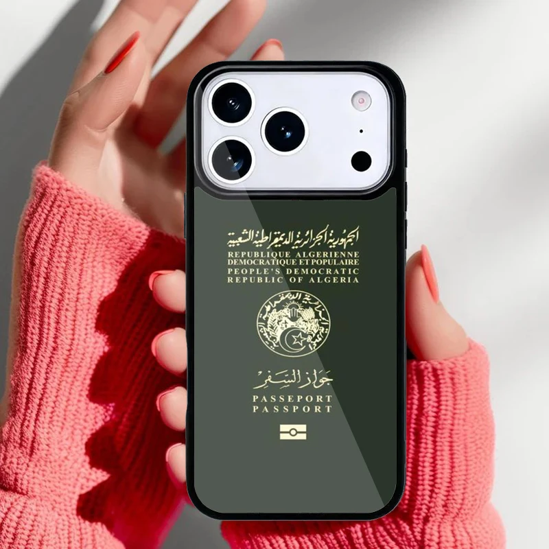 Vista frontal del móvil con funda