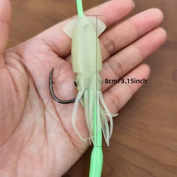 Aparejo multi anzuelo 4 con señuelo calamar luminoso – 130cm para aguas profundas
