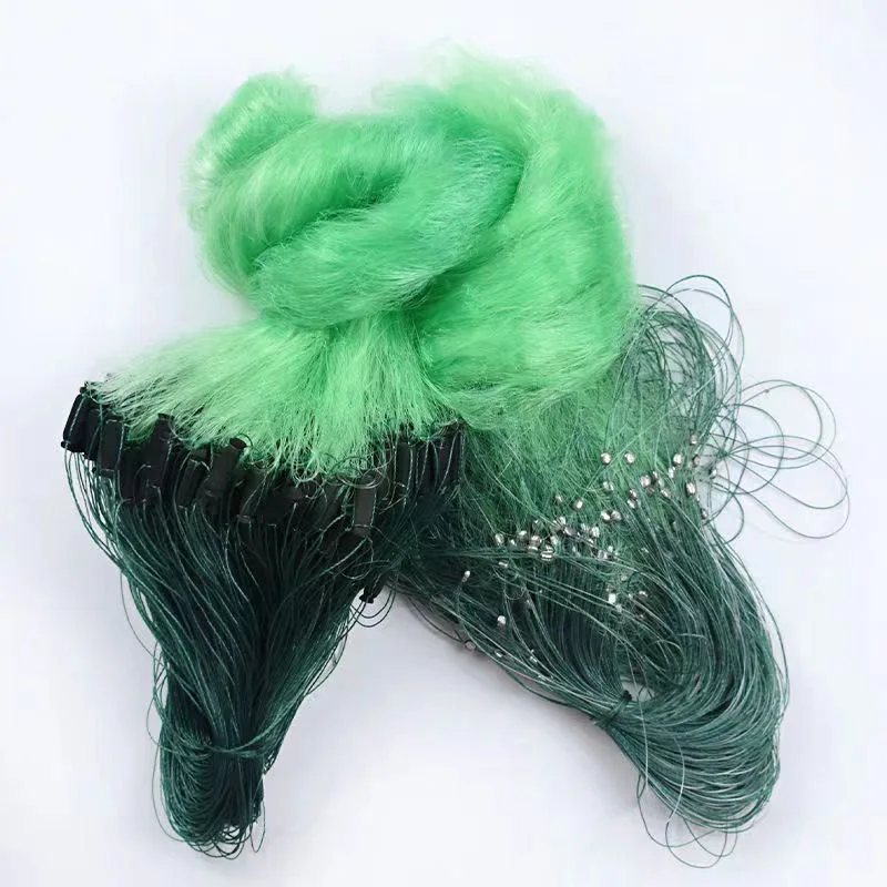 Red de pesca de monofilamento verde con plomo