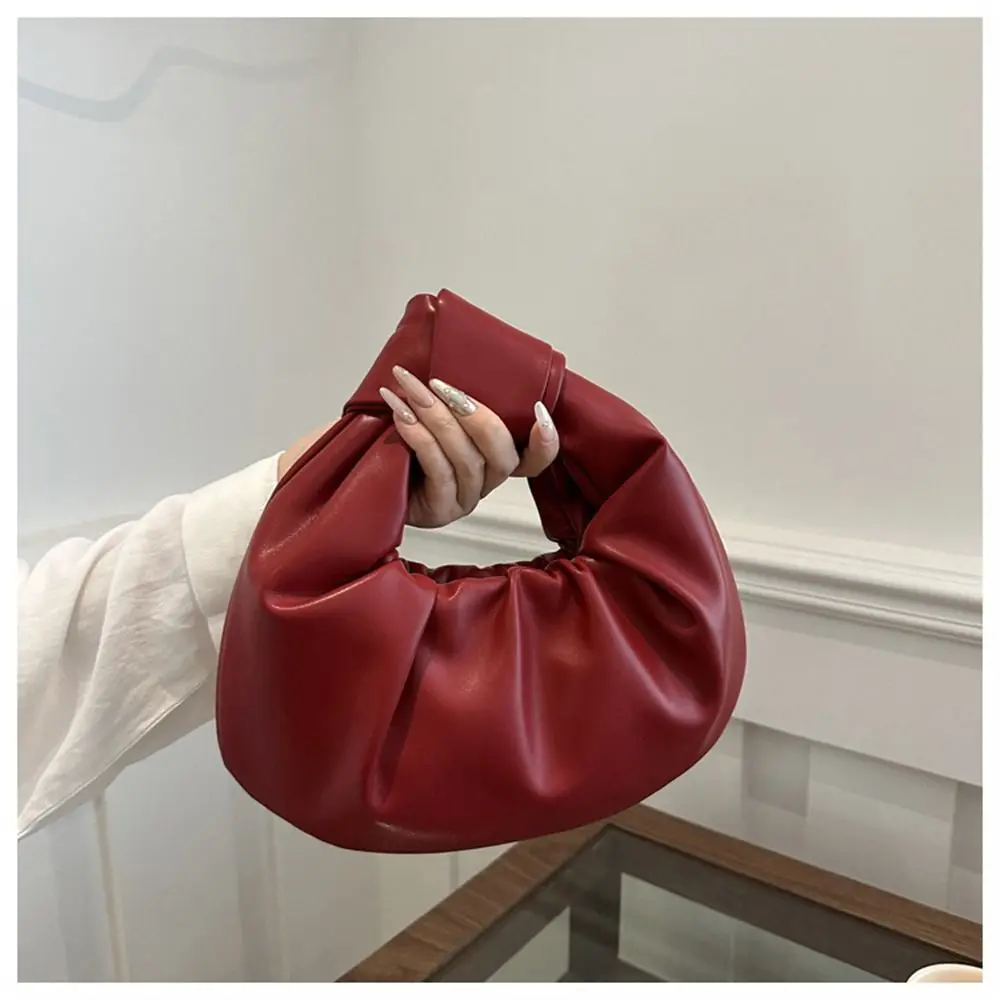 Bolso de gran capacidad en uso diario