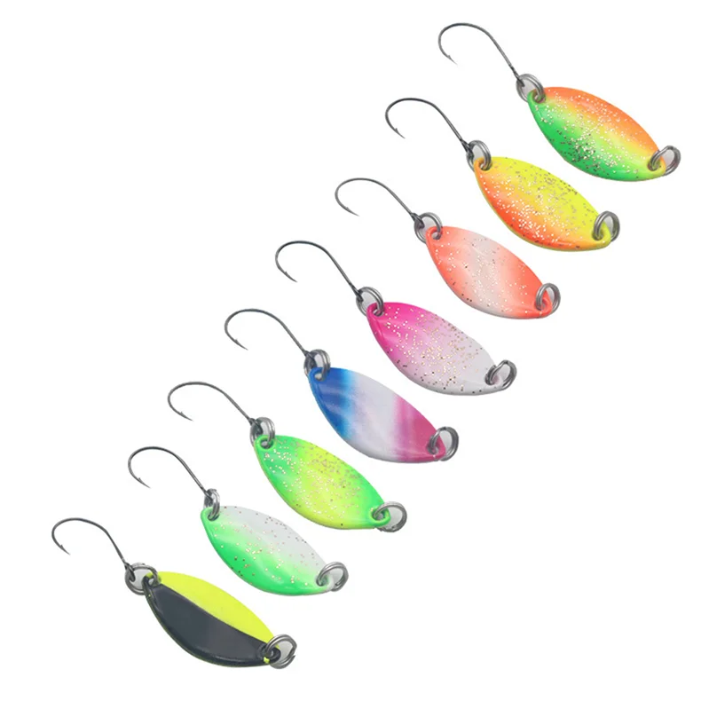 Lote de 8 cucharas coloridas AJLURES con diferentes pesos y acabados