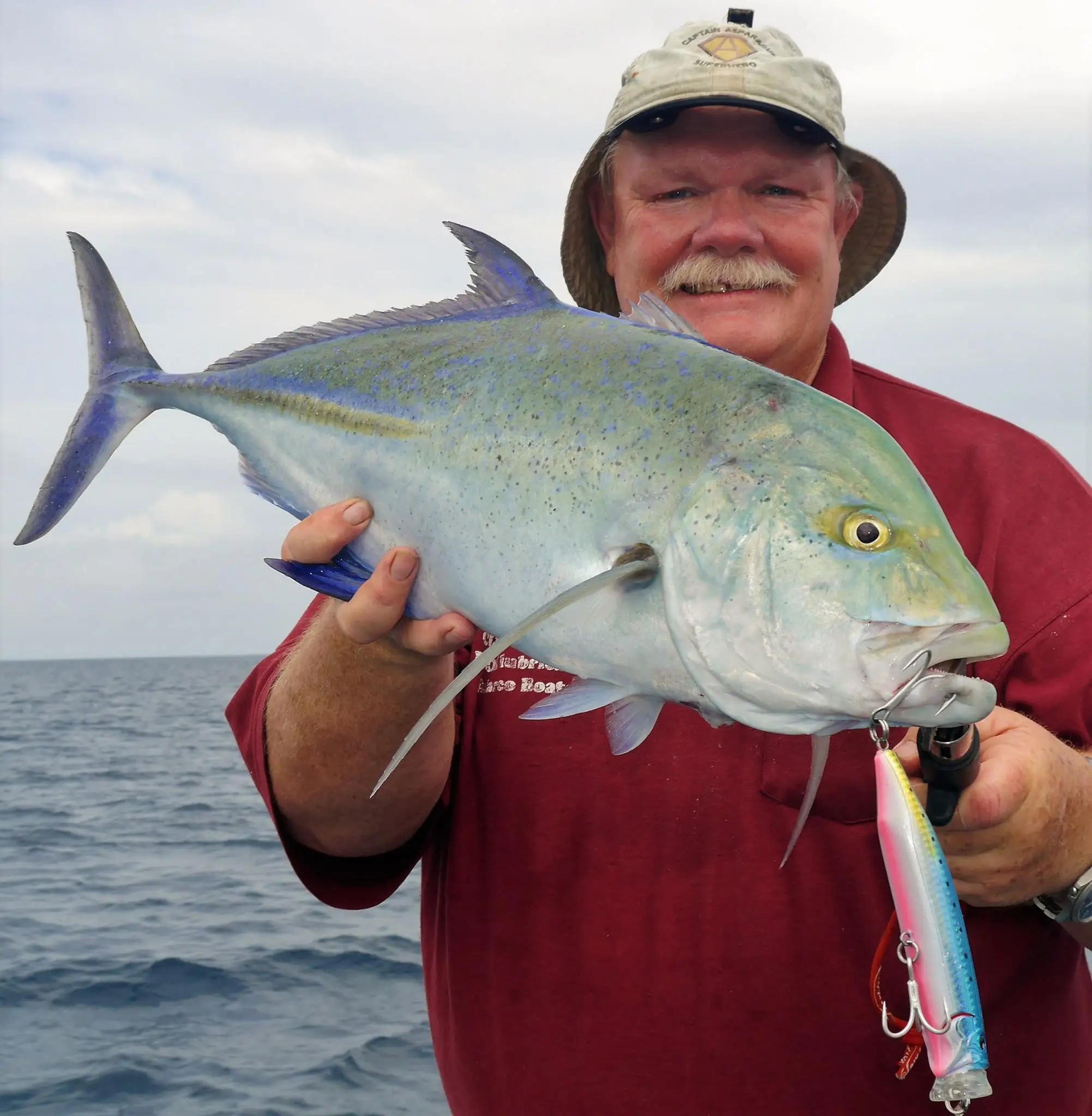Señuelo de pesca Noeby Feed Popper 150mm vista lateral