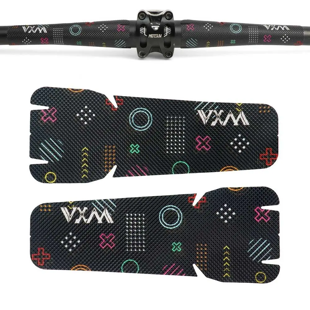 Detalle de adhesivo protector para bicicleta