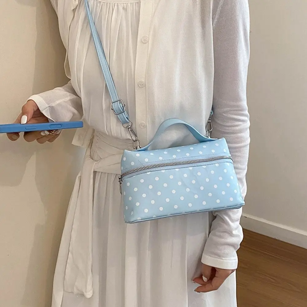 Bolso bandolera con cremallera y lunares – mensajero ligero mujer - imagen 2