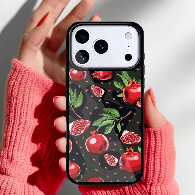 Detalle del estampado de melocotón en la funda