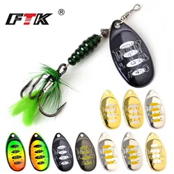 Spinner Bait FTK para lubina – Anzuelos triples con plumas #4 #5